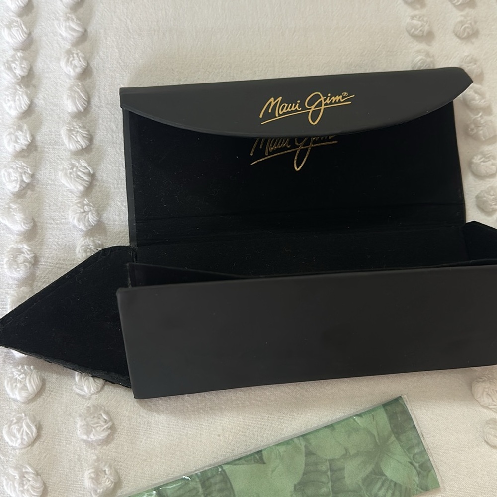 Maui Jim Relaxation Mode Sunglasses - Picture 5 of 7